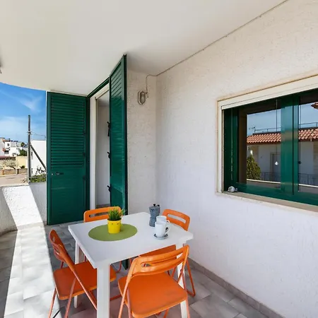 Holiday home Villino I Raggi Di Sole By Barbarhouse Sant Isidoro (Apulia)